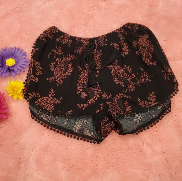 Paisley pom shorts - Picture 3 of 10